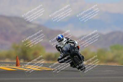 media/Sep-11-2022-SoCal Trackdays (Sun) [[81b7e951af]]/Turn 14 (1130am)/